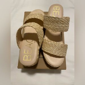 Tuckernuck Beach by Matisse Ocean Ave sandals size 9
